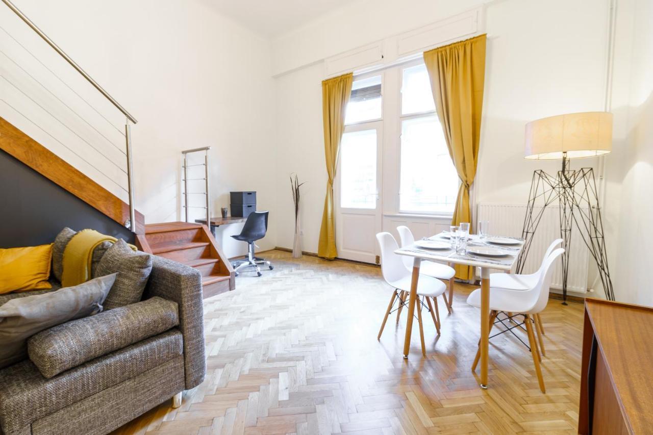 Loft-style Flat Next To Danube Budapeste
